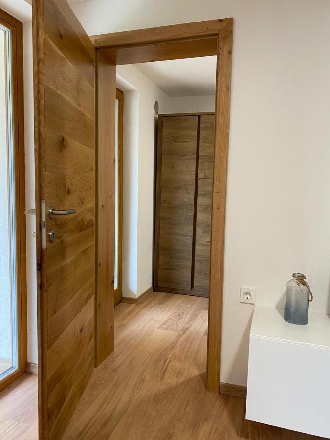 Apartma Lupis Podvolovljek المظهر الخارجي الصورة